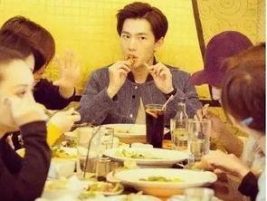 娱乐圈扒姨太的吃瓜大会,揭秘明星幕后故事，吃瓜大会精彩纷呈